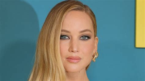 jenifer lawrence full frontal|As Jennifer Lawrence shocks fans with full